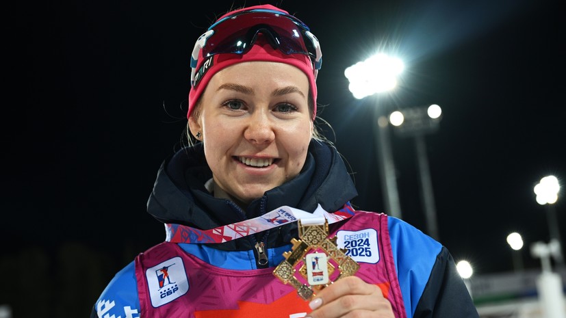 «Сжала зубы и терпела»: Плюснина выиграла спринт на чемпионате России по биатлону, Халили подарил медаль Лазовскому