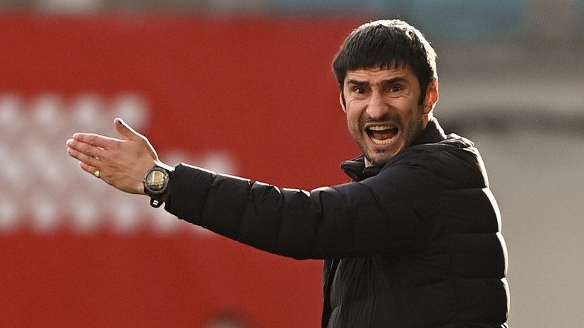 Скандальный демарш: Гогниев увёл «Аланию» с поля в матче Второй лиги из-за несогласия с решением судьи