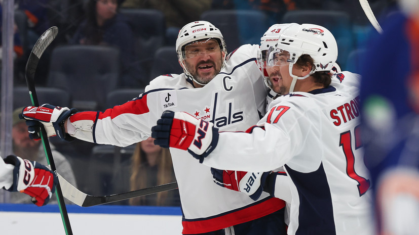 Не стар, а суперстар: Овечкин отдал пас-конфетку из «офиса», забросил в пустые ворота и продолжил бить рекорды